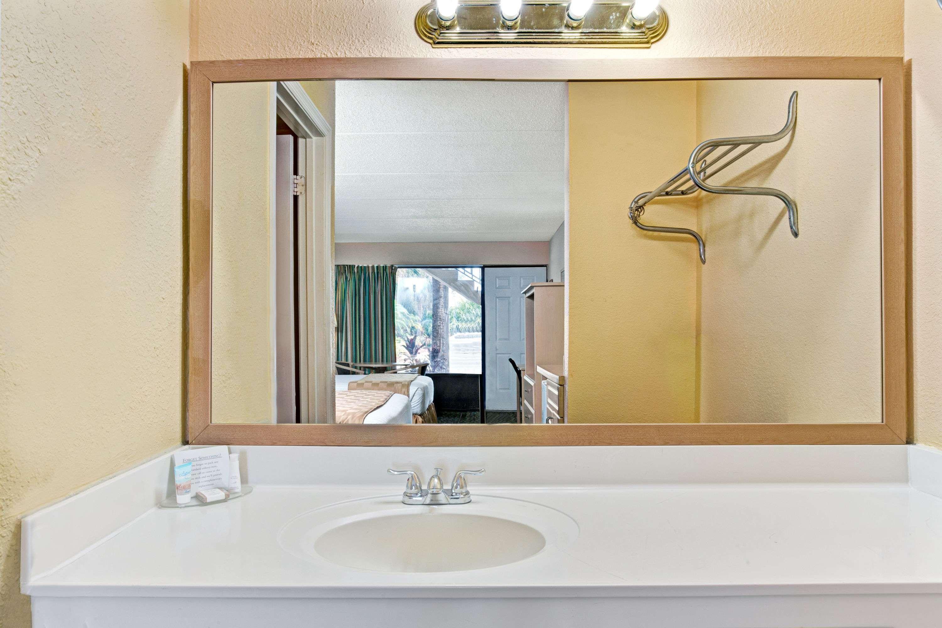 Home 1 Suites Extended Stay - Kissimmee Exteriör bild