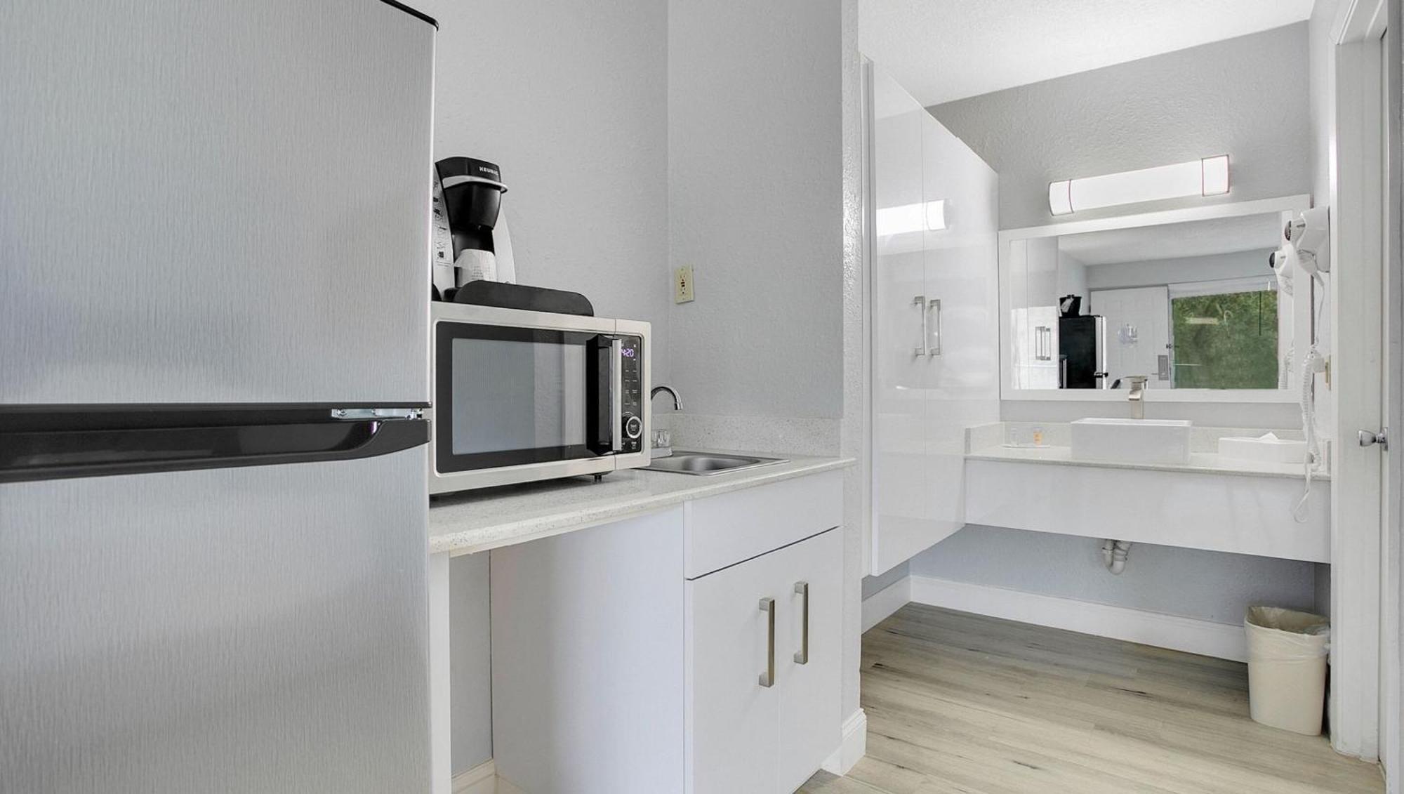 Home 1 Suites Extended Stay - Kissimmee Exteriör bild
